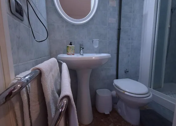 Bed & Breakfast Soggiorni Romani 3*